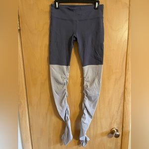 Alo Yoga Grey/Blue Goddess Legging